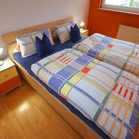Cozy Apartment In Schwenningen With Garden フィリンゲン・シュヴェニンゲン エクステリア 写真