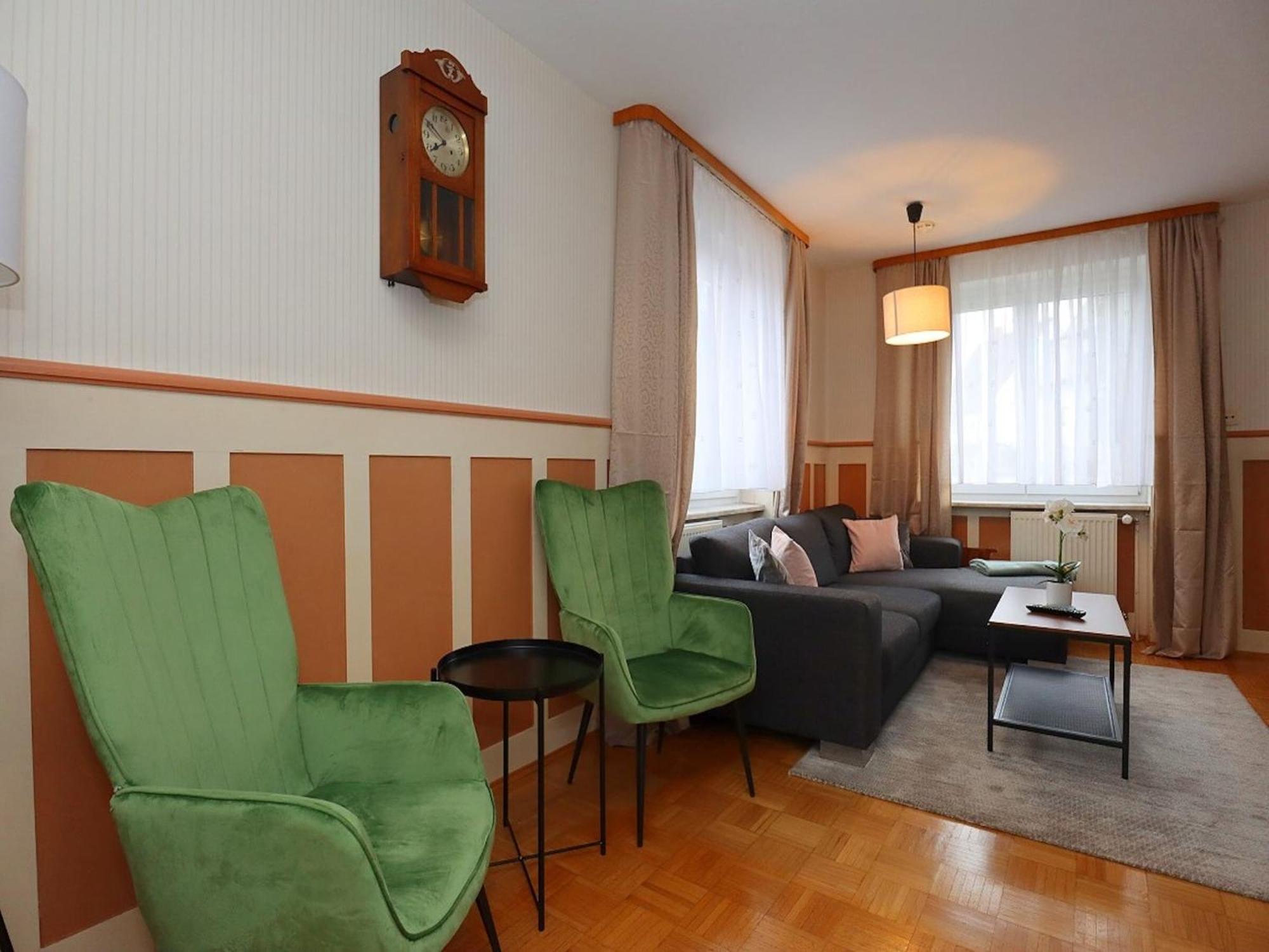 Cozy Apartment In Schwenningen With Garden フィリンゲン・シュヴェニンゲン エクステリア 写真