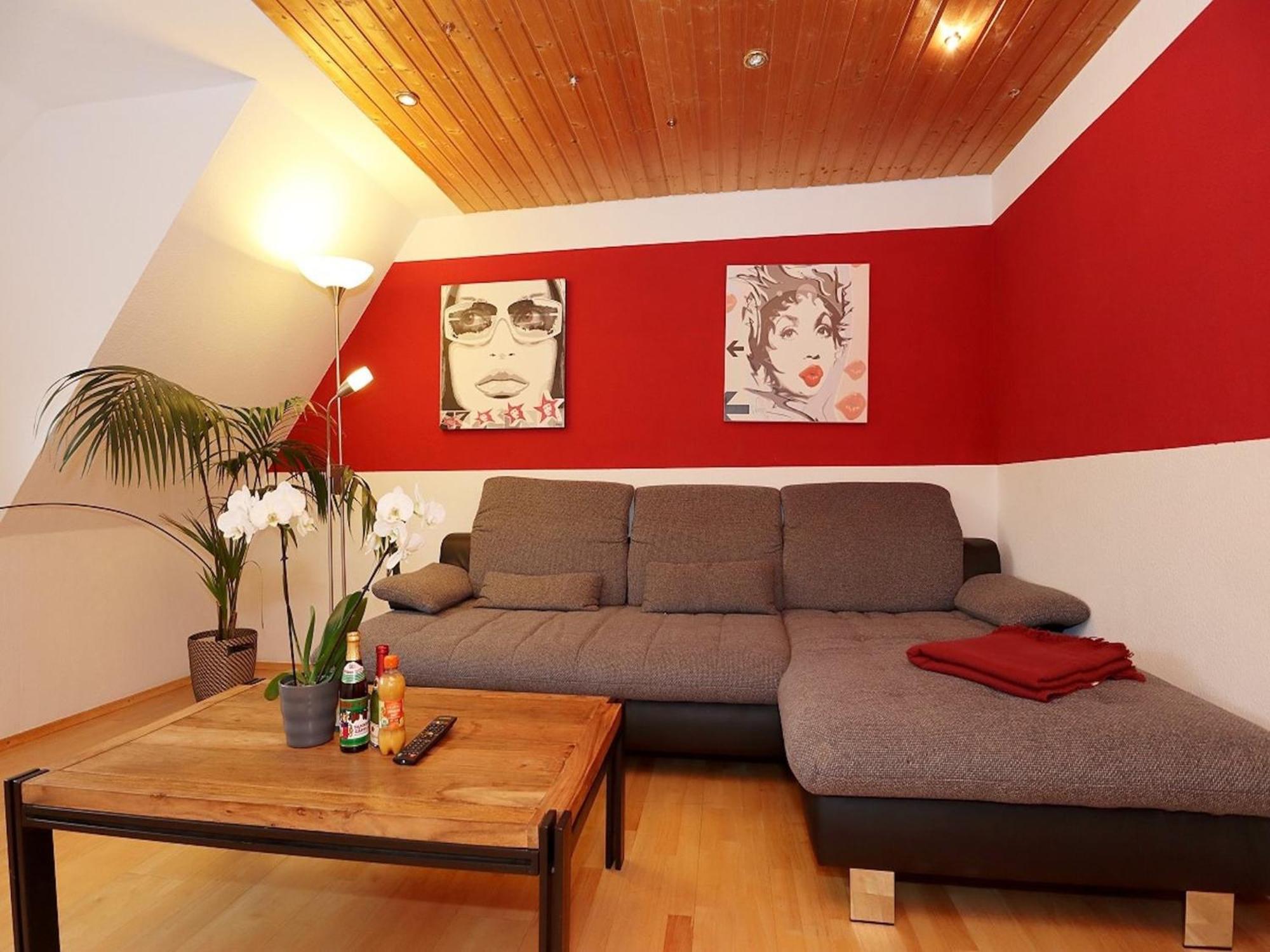 Cozy Apartment In Schwenningen With Garden フィリンゲン・シュヴェニンゲン エクステリア 写真